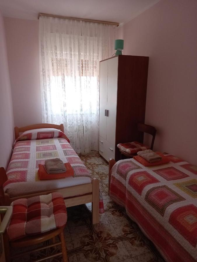 Apartment Parenzana Bibali 65 A 52460-Buje Dış mekan fotoğraf