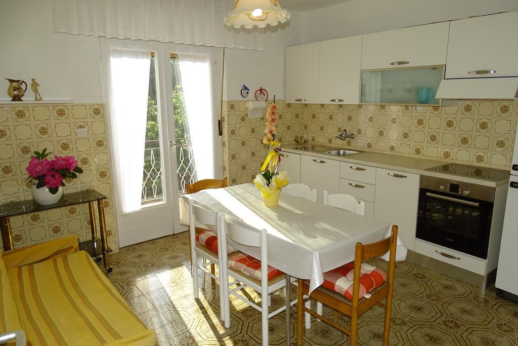Apartment Parenzana Bibali 65 A 52460-Buje Dış mekan fotoğraf