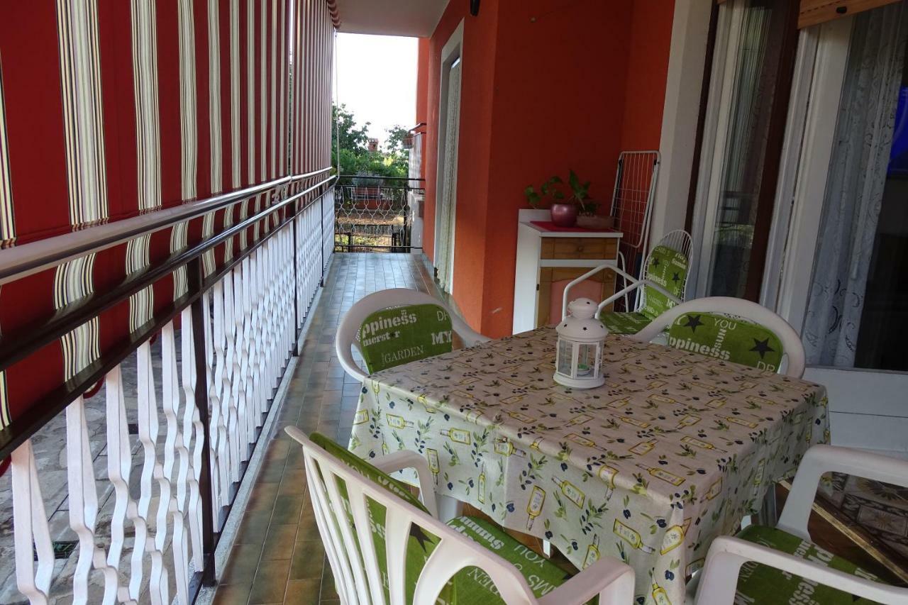 Apartment Parenzana Bibali 65 A 52460-Buje Dış mekan fotoğraf