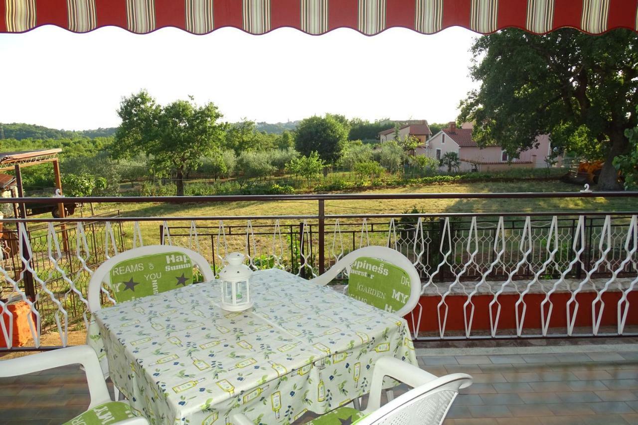 Apartment Parenzana Bibali 65 A 52460-Buje Dış mekan fotoğraf