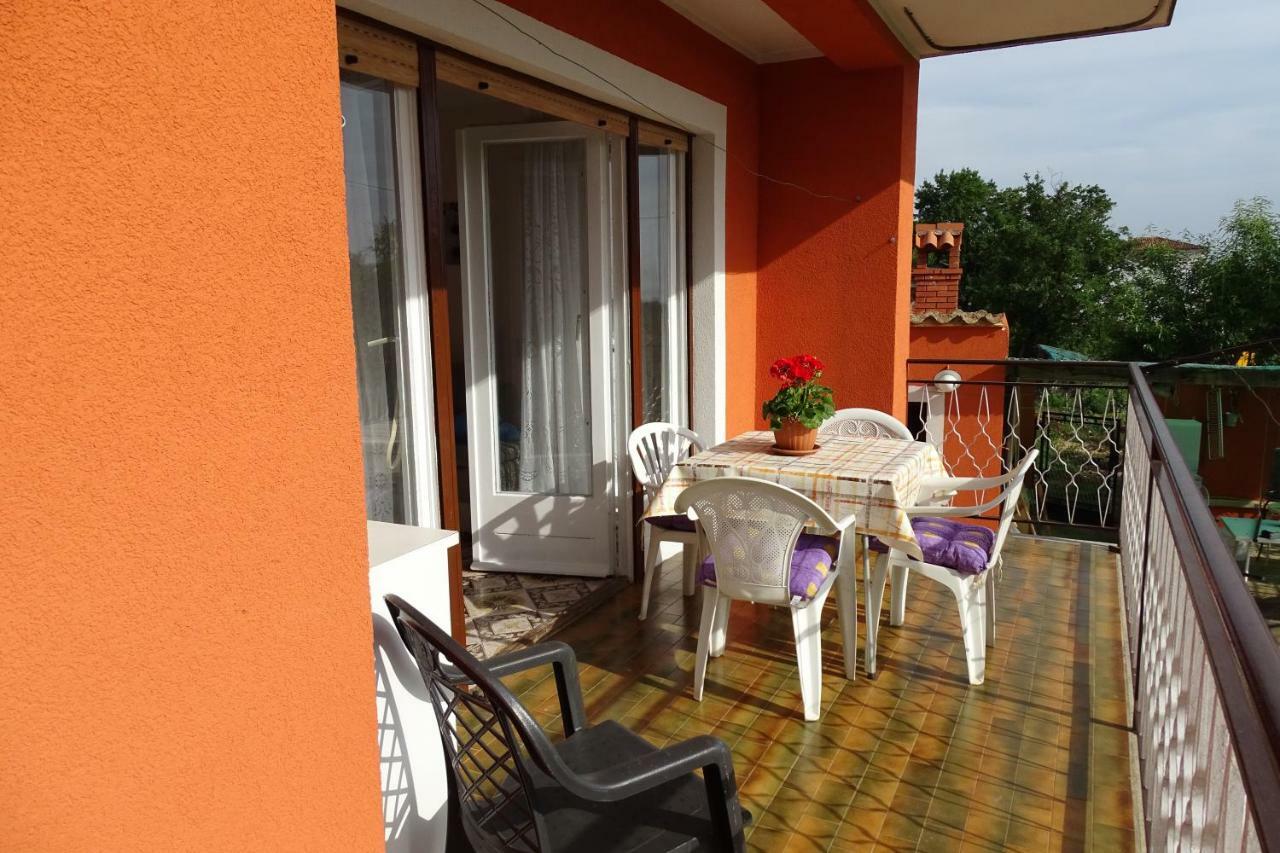 Apartment Parenzana Bibali 65 A 52460-Buje Dış mekan fotoğraf